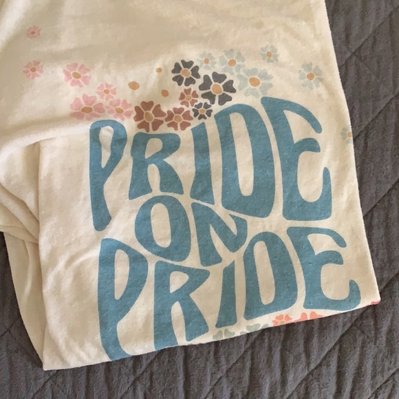 Marine Layer Pride on Pride Shirt - Picture 2 of 2